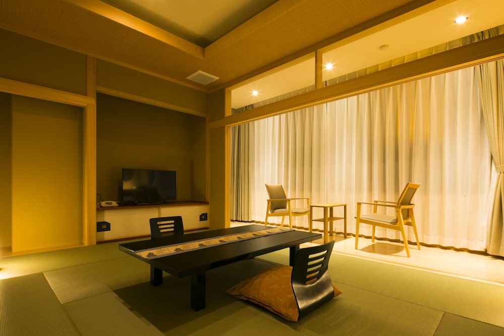 Hotel Shiroyama 46/63