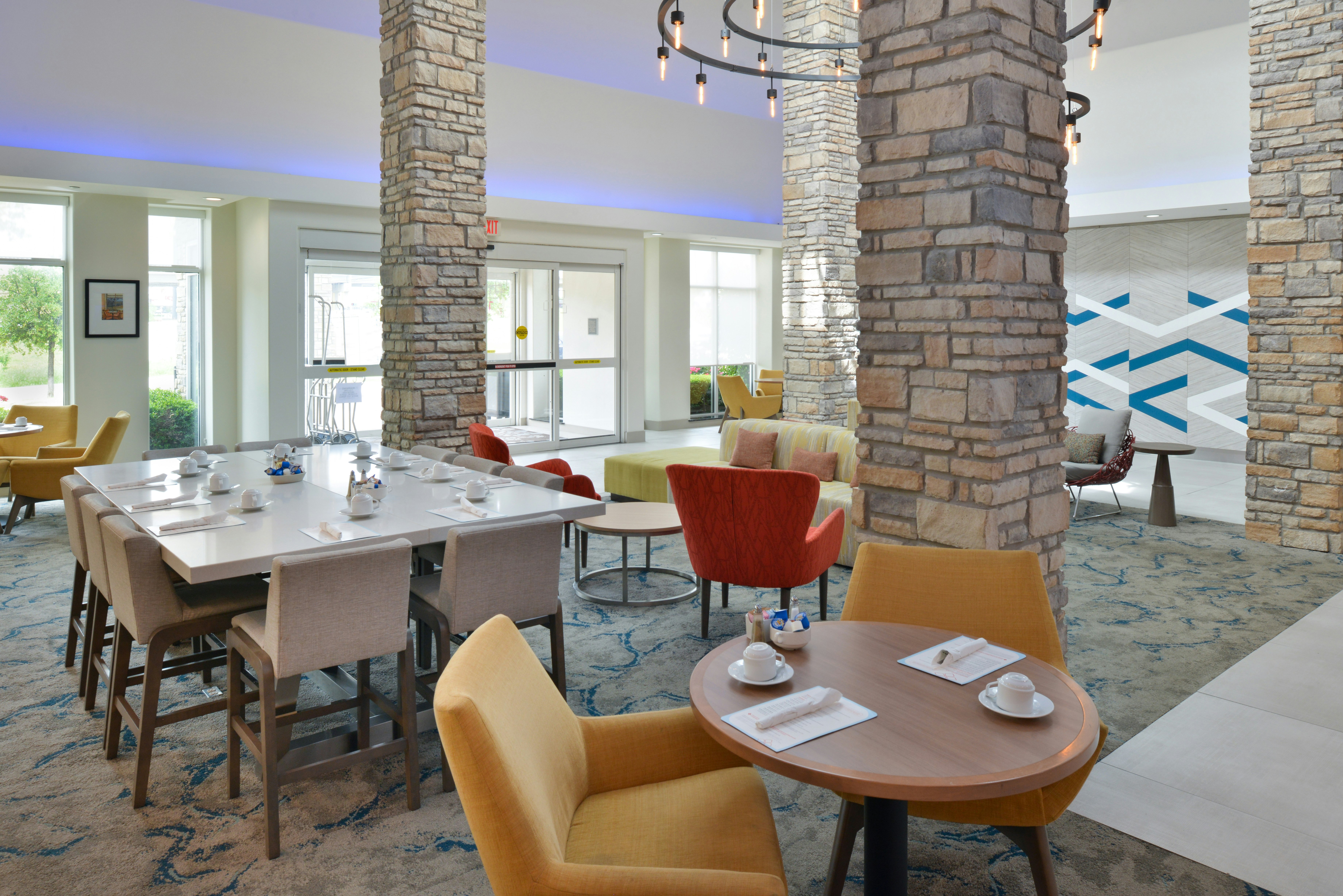 Hilton Garden Inn Denton 20/43