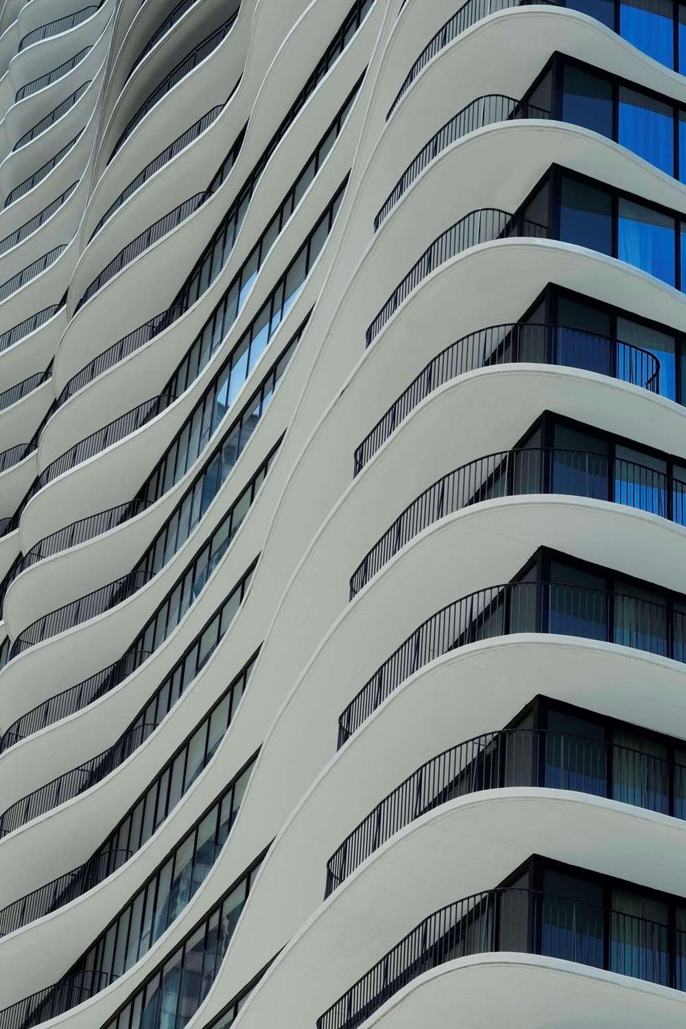 Radisson Blu Aqua Hotel, Chicago 4/80