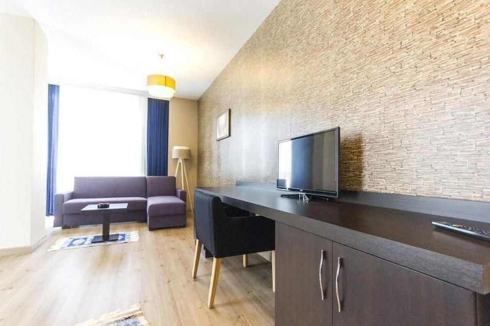 Bossuite Hotel Maltepe 45/50