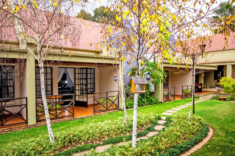 Afrique Boutique Hotel O.R. Tambo 47/50