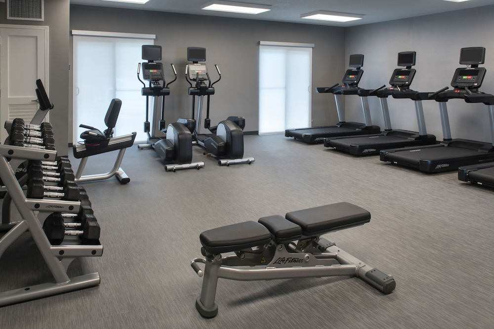 Courtyard By Marriott Annapolis 16/26