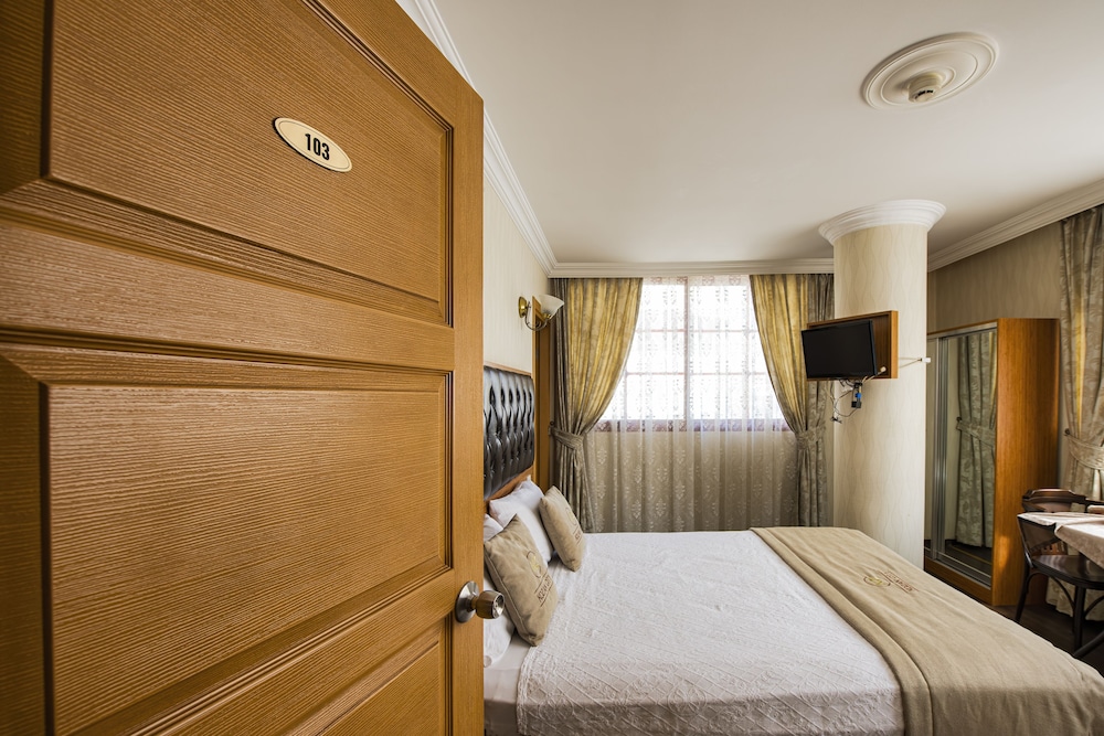 Kozan City Hotel 11/70