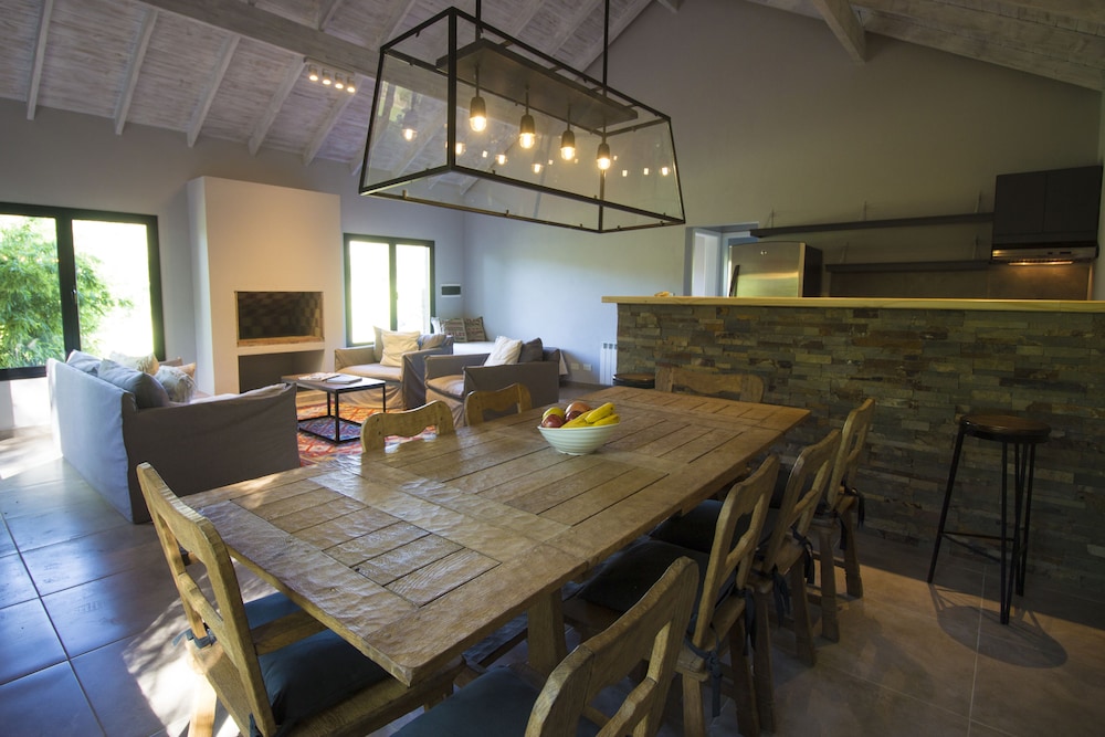 Hosteria de la Cascada 55/72