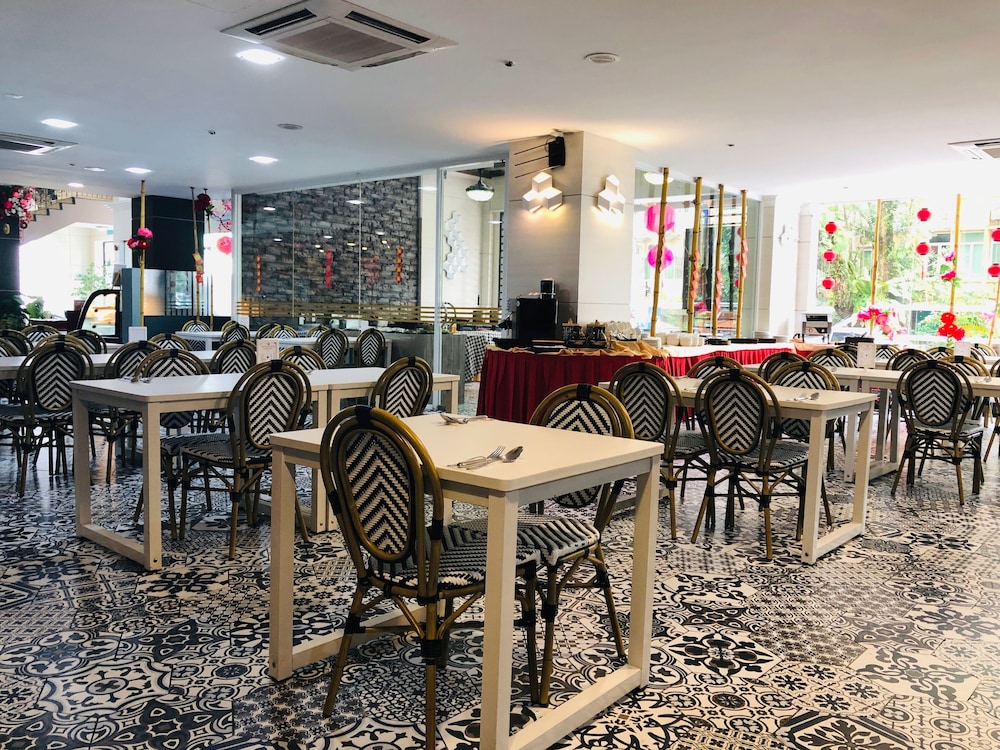 Hotel Sandakan 63/75