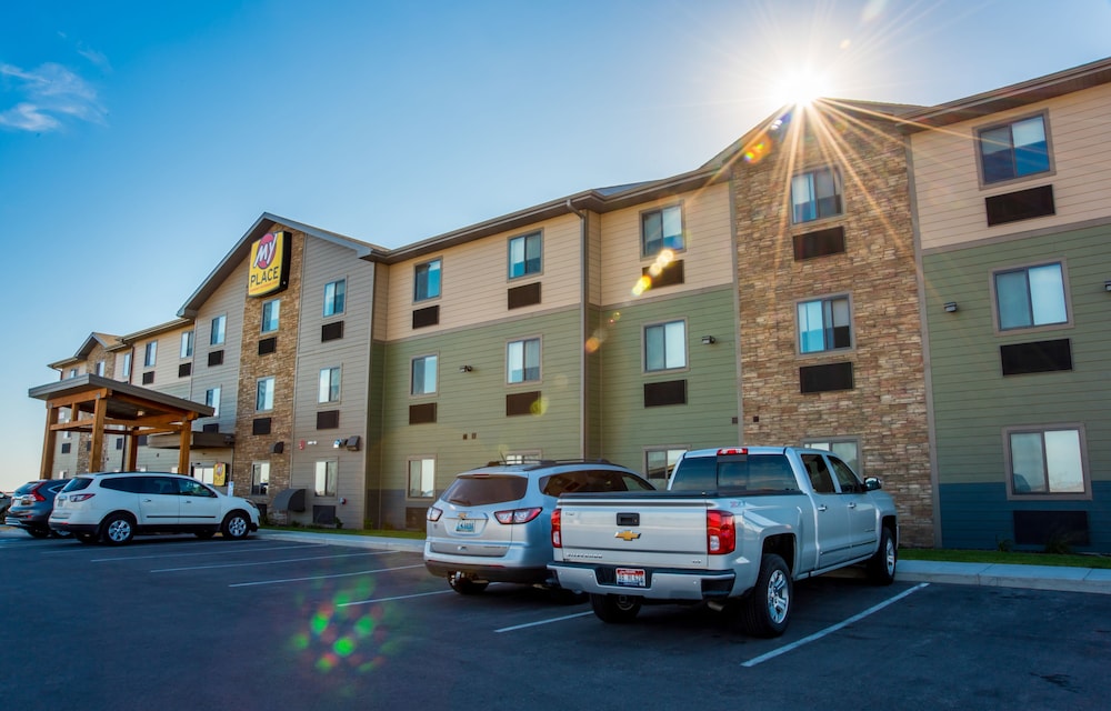 My Place Hotel Rapid City 34/44