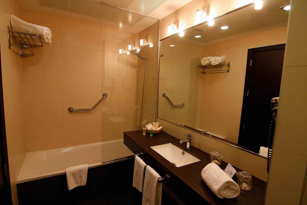 San Gil Hotel 54/56