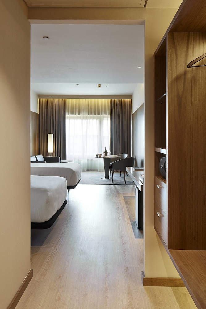 Ac Hotel Diagonal L Illa 23/74