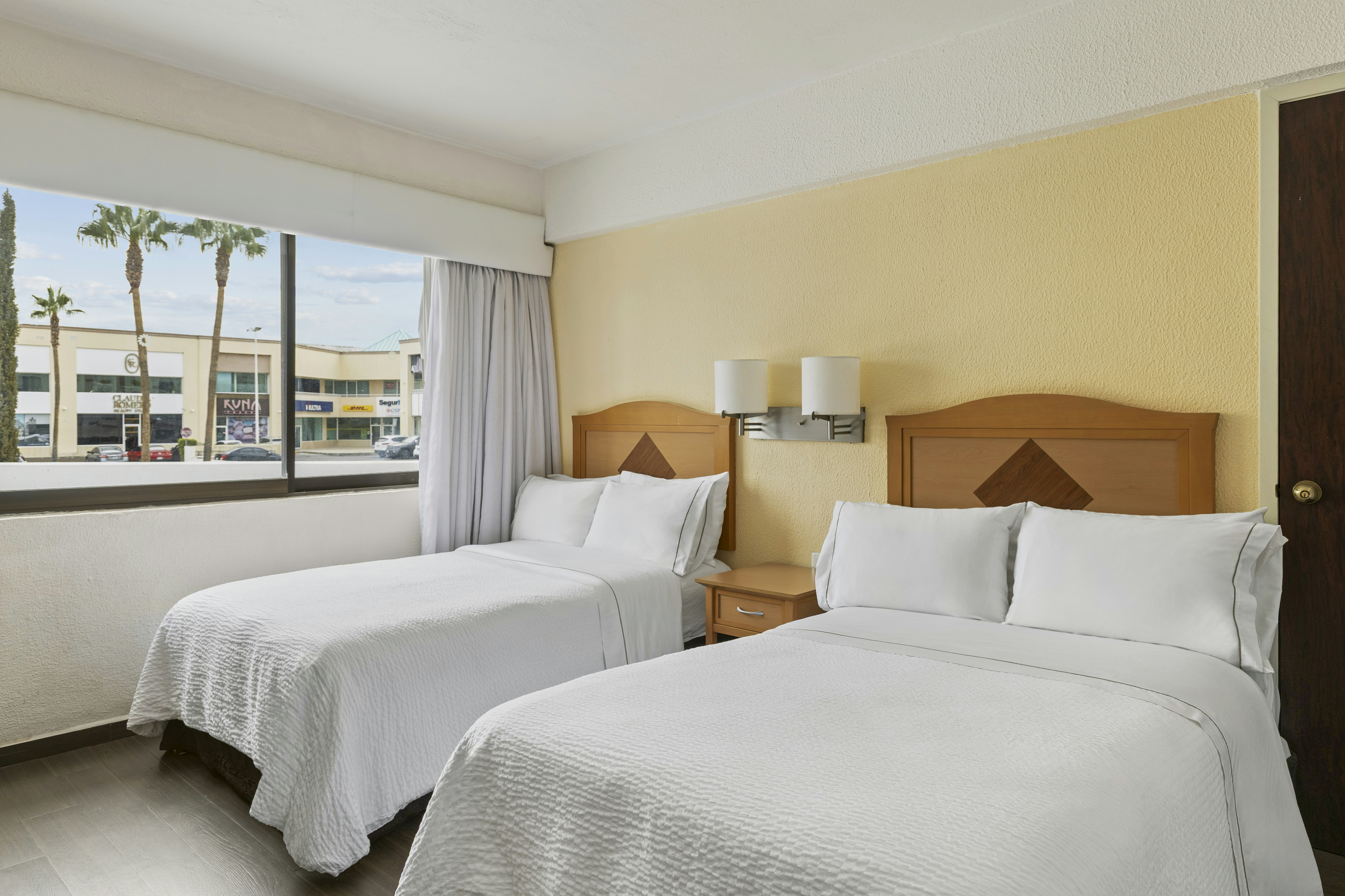 Fiesta Inn Express Chihuahua 13/42