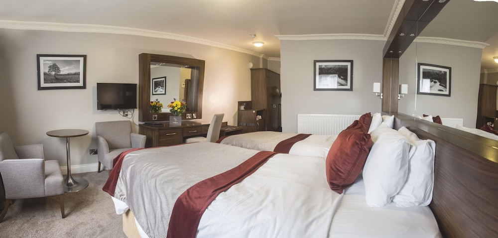 Canal Court Hotel 11/50