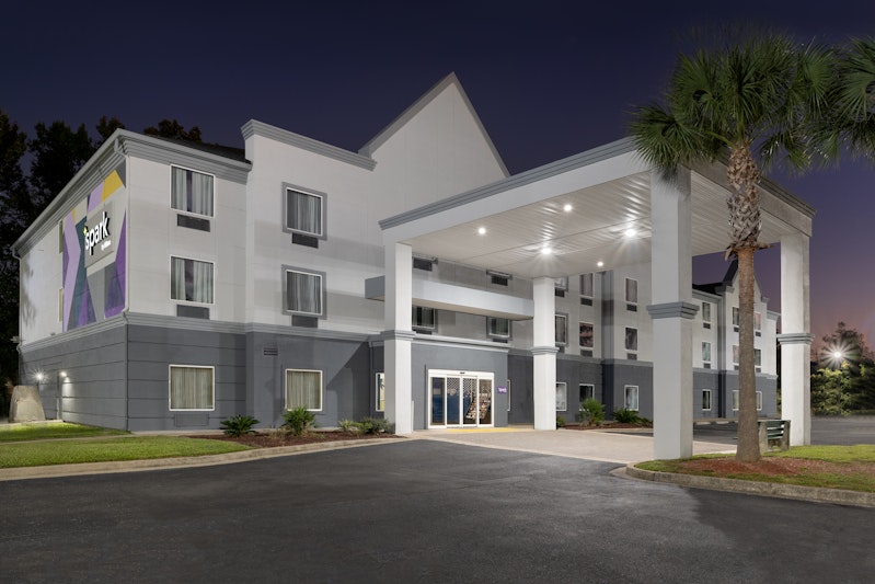 Spark by Hilton Savannah South I-95 1/15