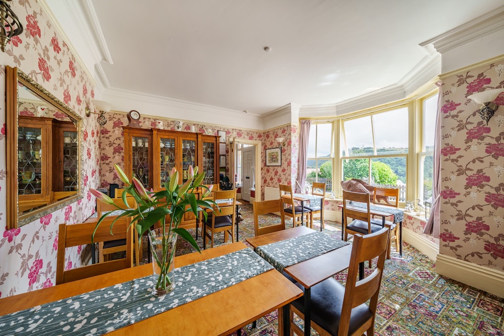 Ingleside Guest House 25/49