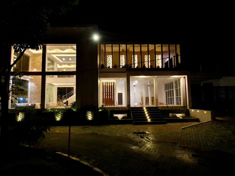 Hotel Banjar Permai 9/27