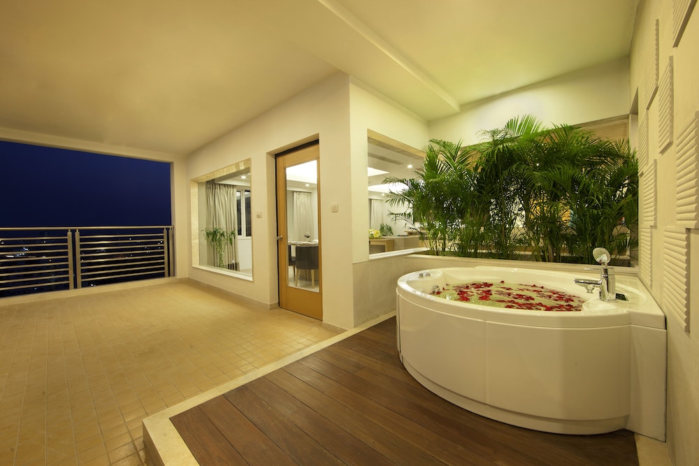 Lemon Tree Premier Hitec City 35/61
