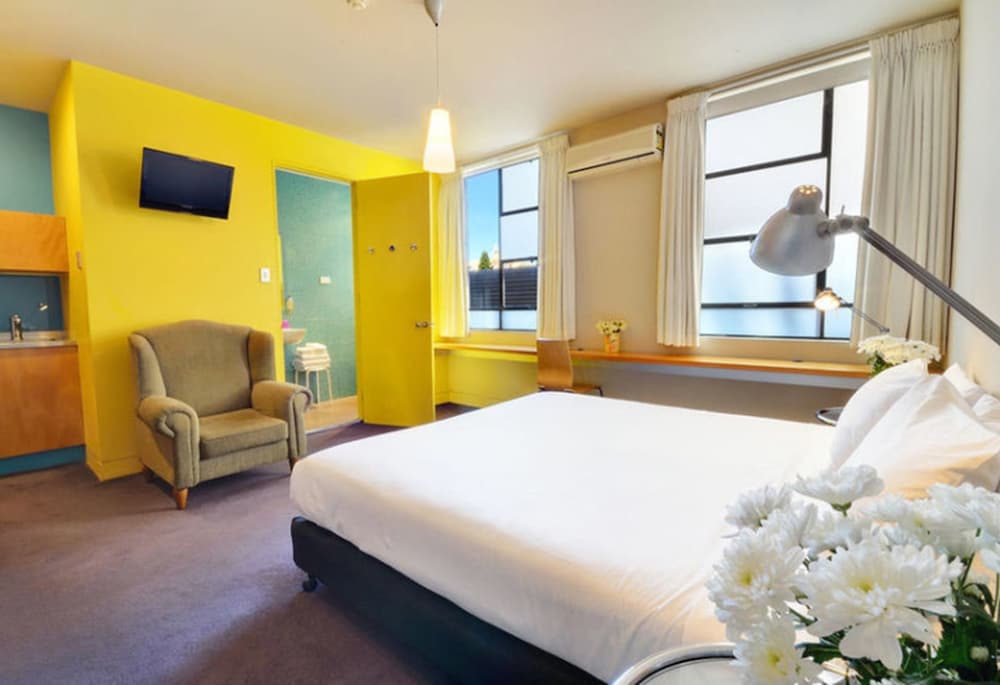Standard, King Bed