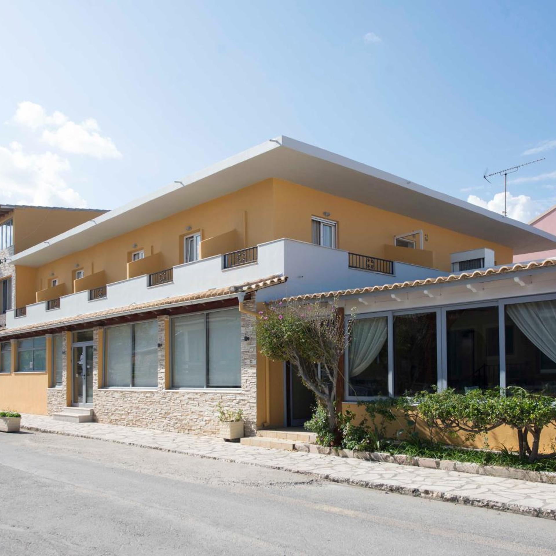 Kormoranos Hotel in Acharavi