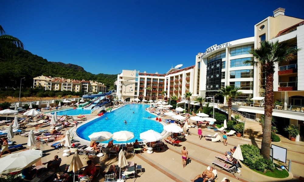 Grand Pasa Hotel 35/38