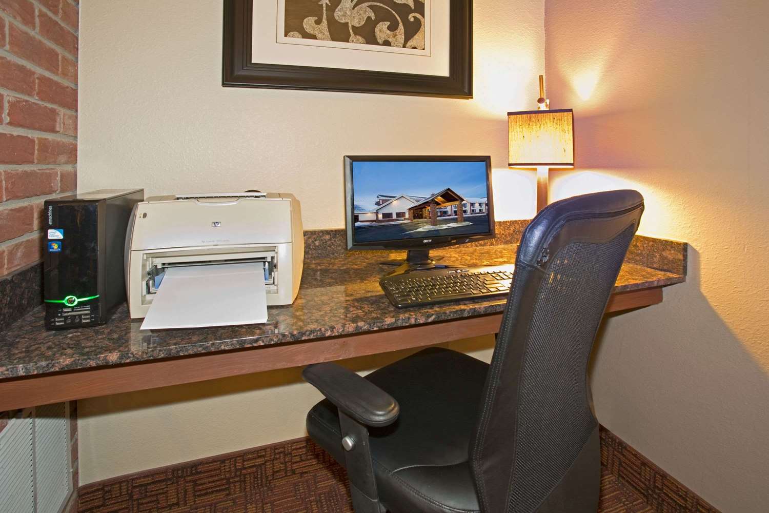 AmericInn by Wyndham New London 11/15