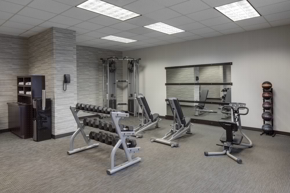 COURTYARD BY MARRIOTT LOGAN AIRPORT 22/49