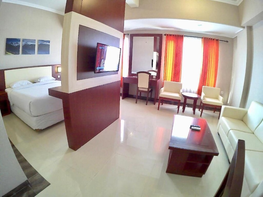 Hotel Tosan Solo Baru 12/39