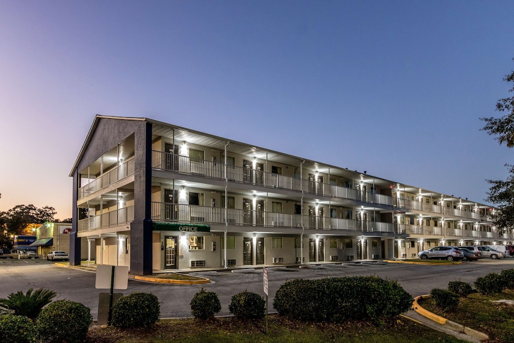 Studio 6 Extended Stay - Savannah, GA in SAVANNAH - GA
