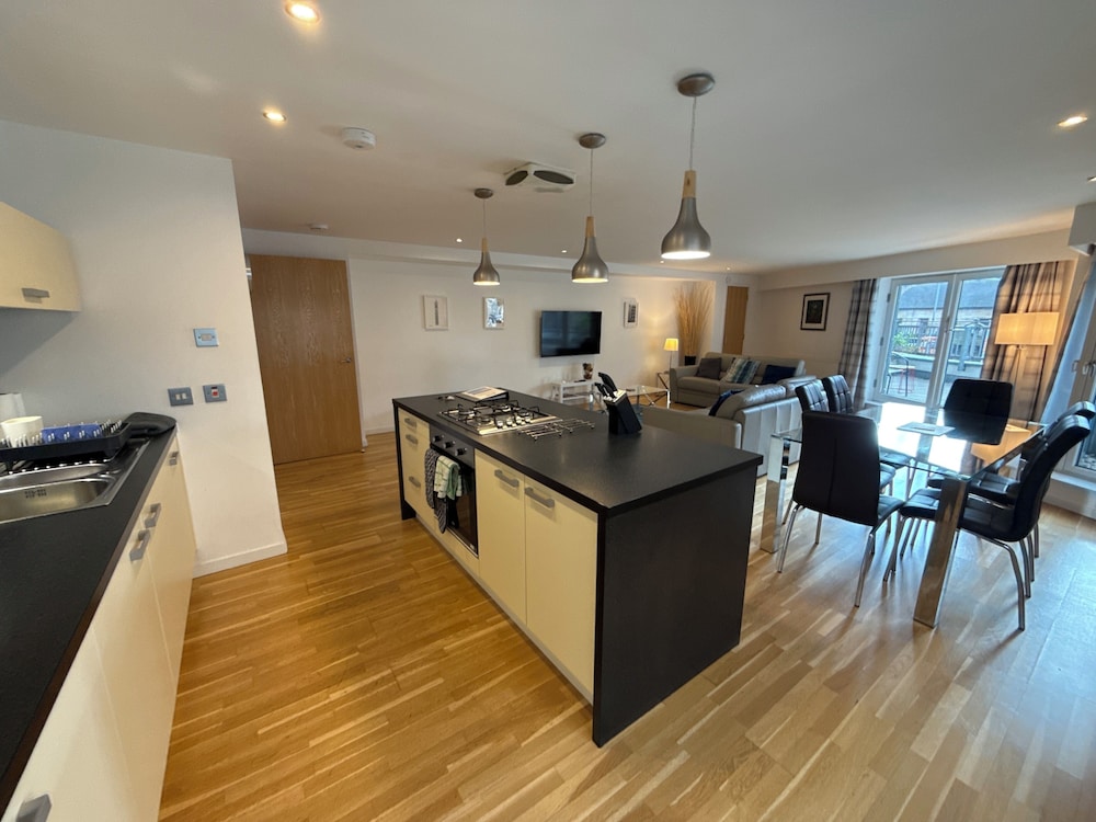 Tolbooth Apartments 7/49