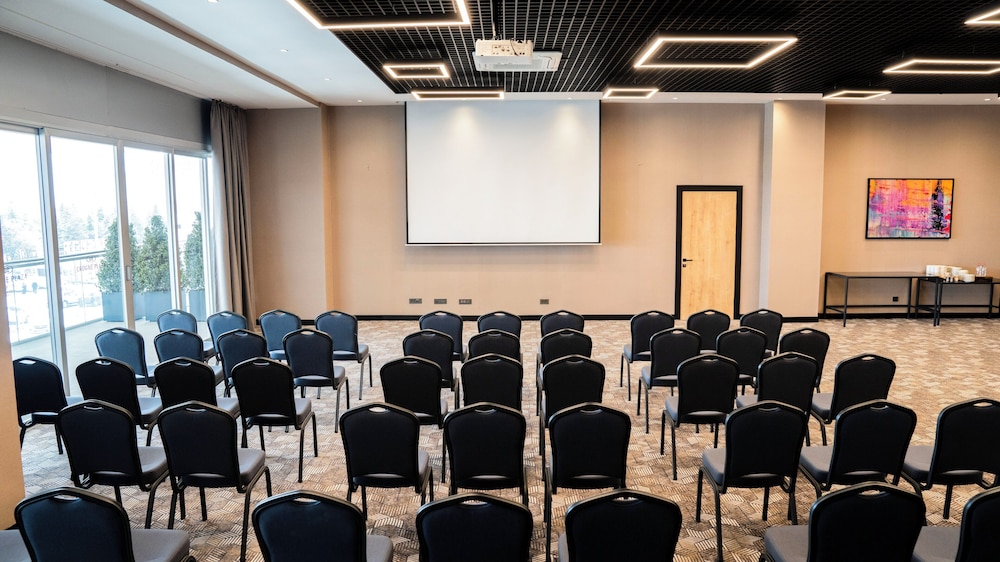 Crowne Plaza Ankara, an IHG Hotel 43/48