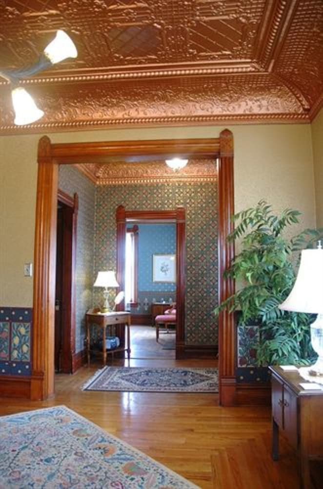 Nauvoo Grand Bed and Breakfast 27/51