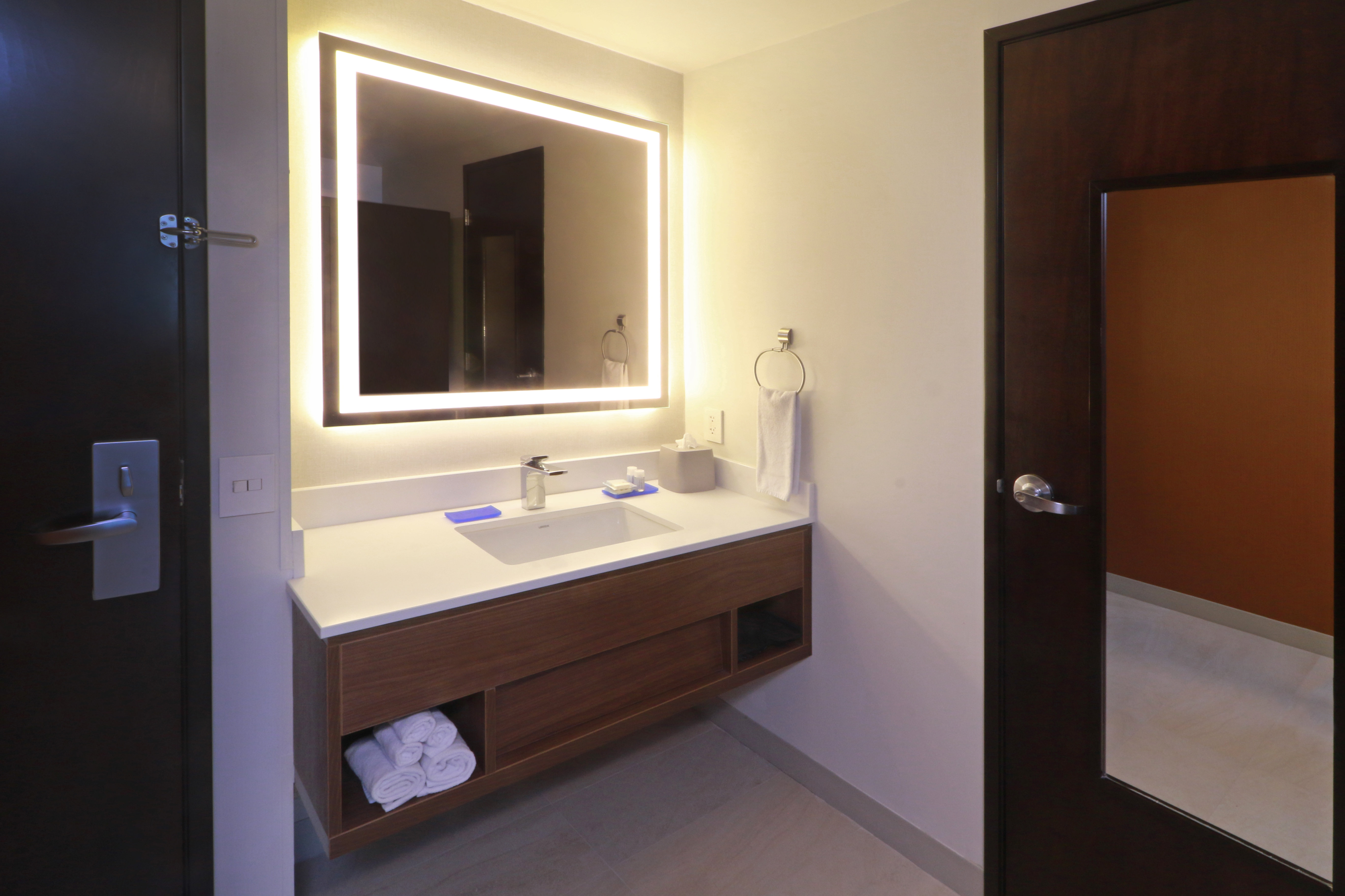 Holiday Inn Express Guadalajara Iteso 72/72