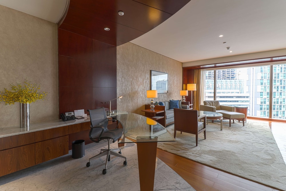 GRAND HYATT KUALA LUMPUR 55/69