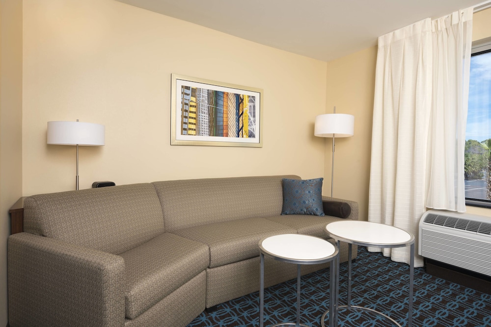 Fairfield Inn and Suites Orlando Kissimmee/Celebration 20/30