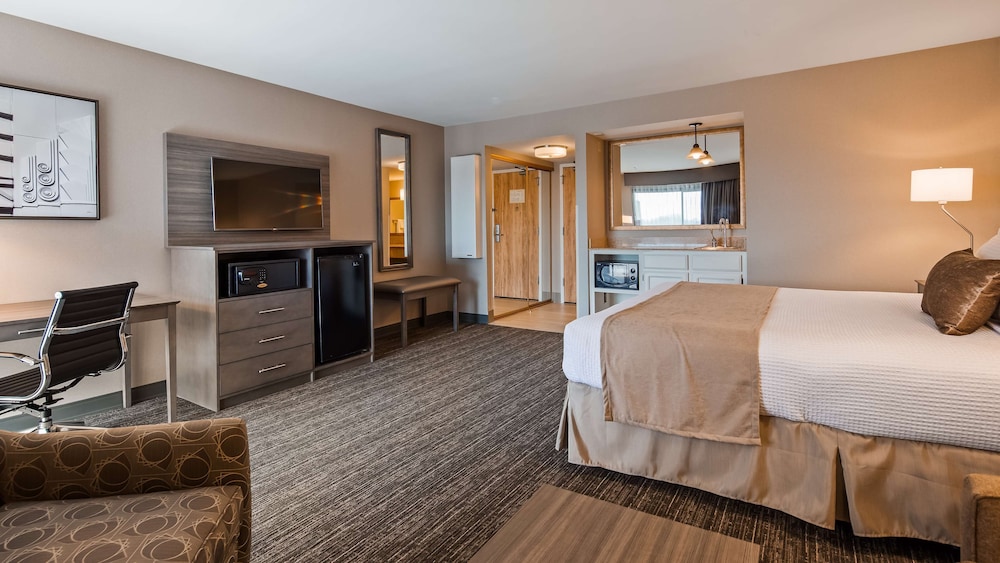Best Western Plus Executive Inn 11/47