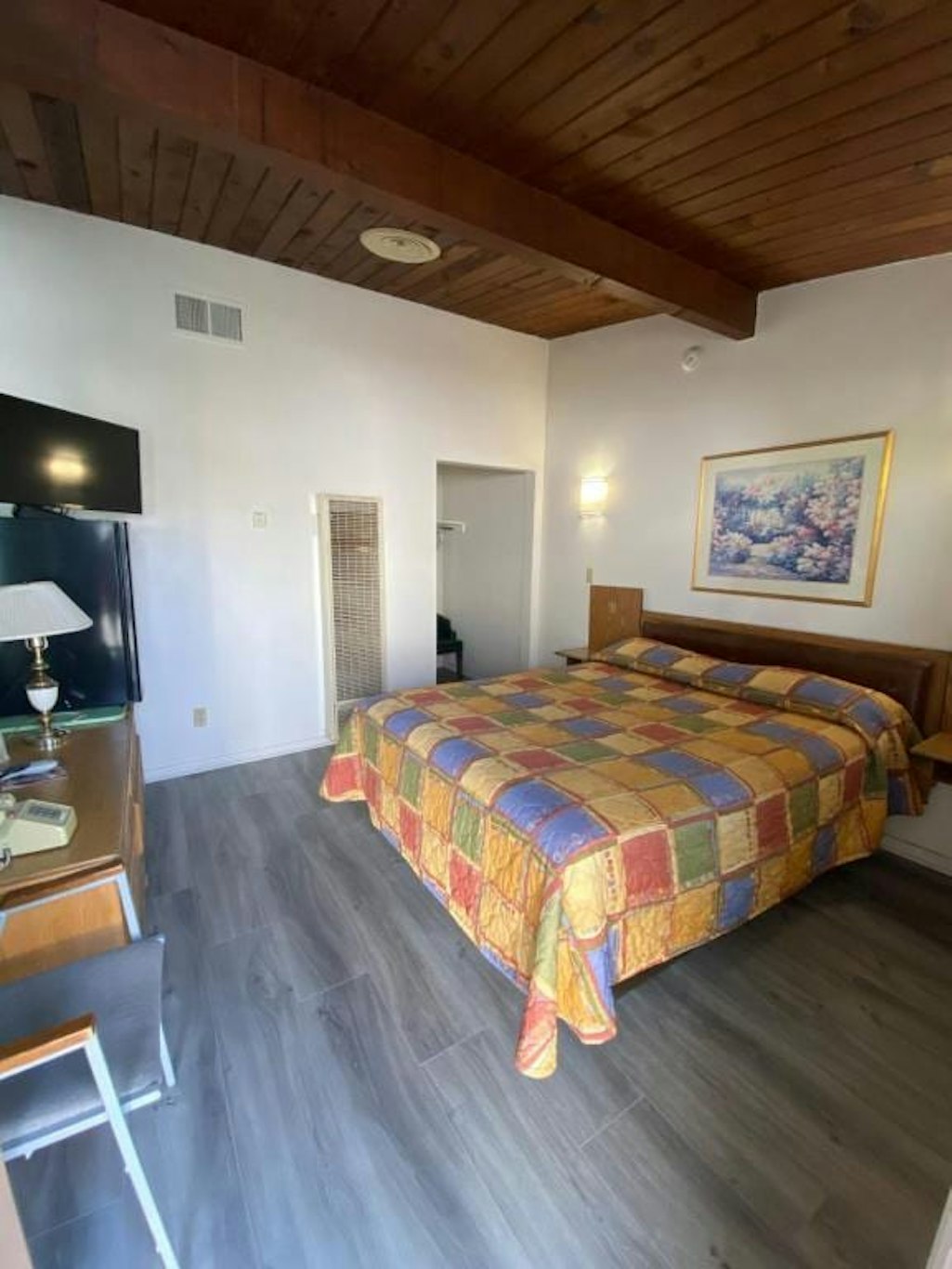 Santa Fe Motel Tehachapi by Hotel O 17/31