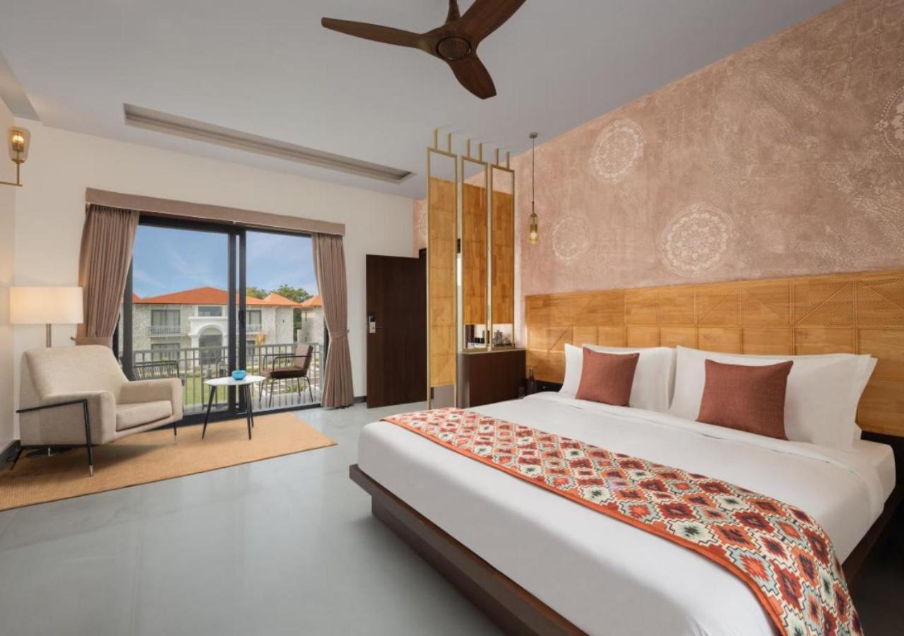 Premium, King Bed, Avani View