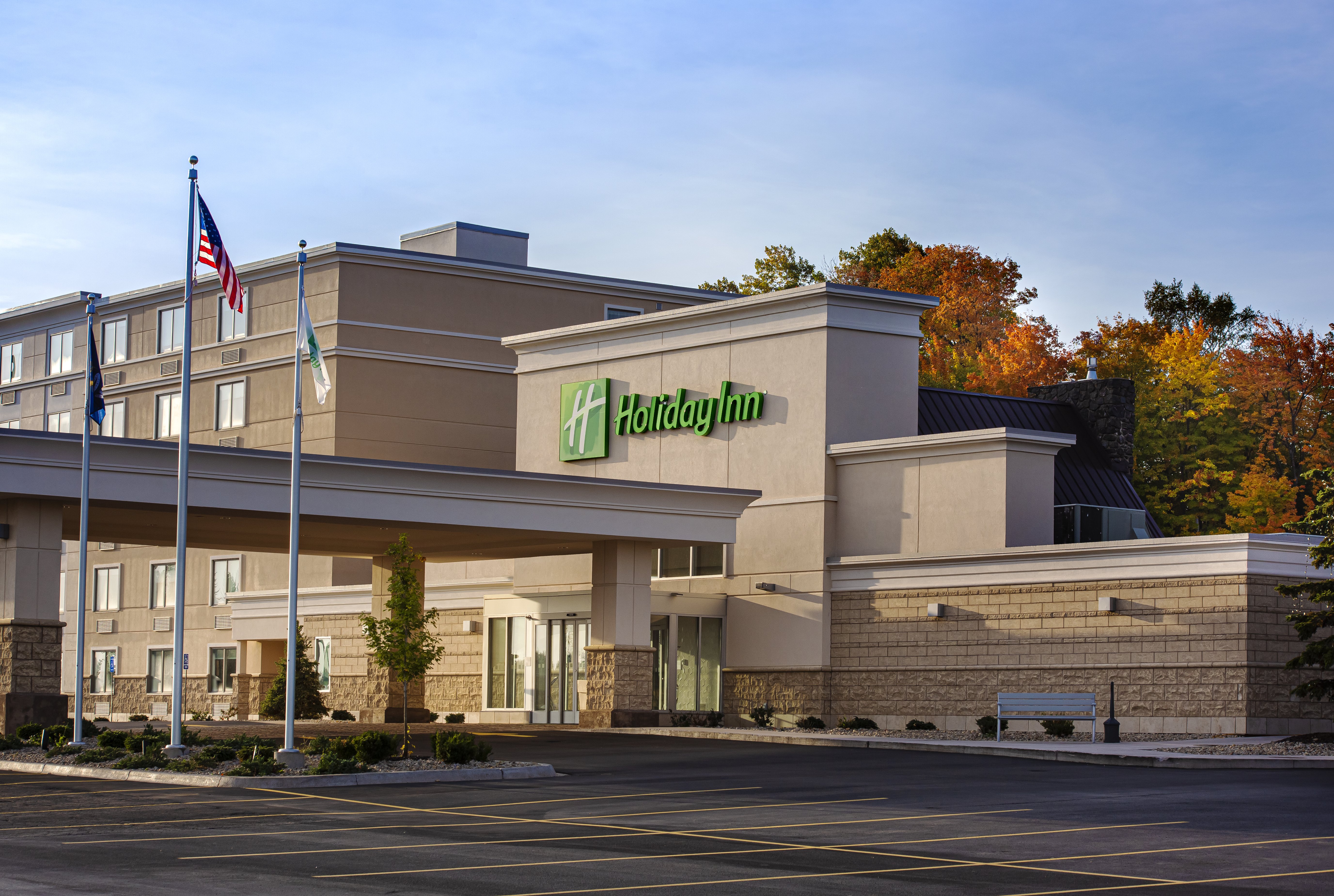 Holiday Inn Marquette 6/63