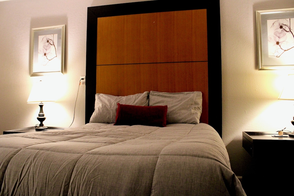 APM Inn & Suites 37/54