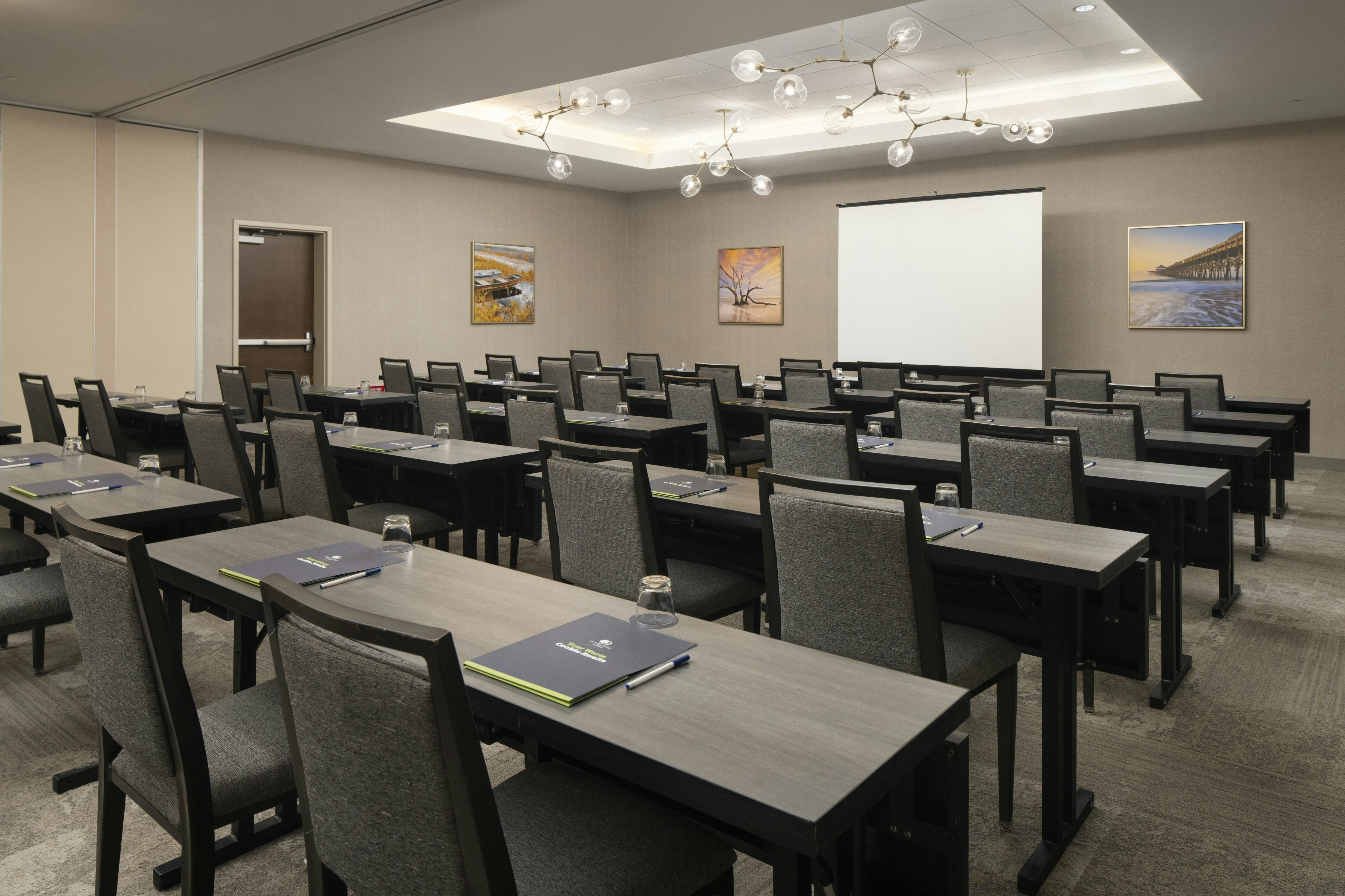 DoubleTree by Hilton Charleston Riverview 19/20