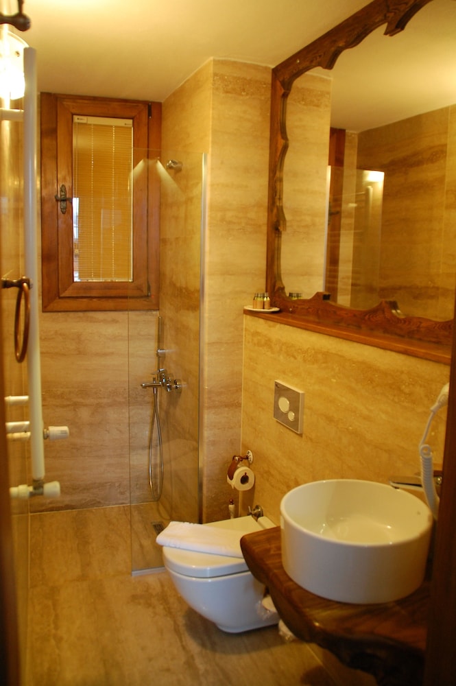 Ibri Boutique Hotel 30/35