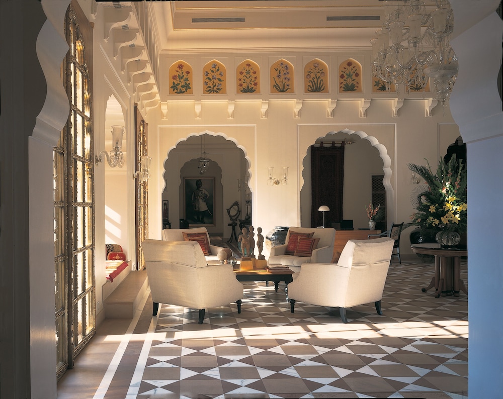 Lobby at The Oberoi Rajvilas, JAIPUR