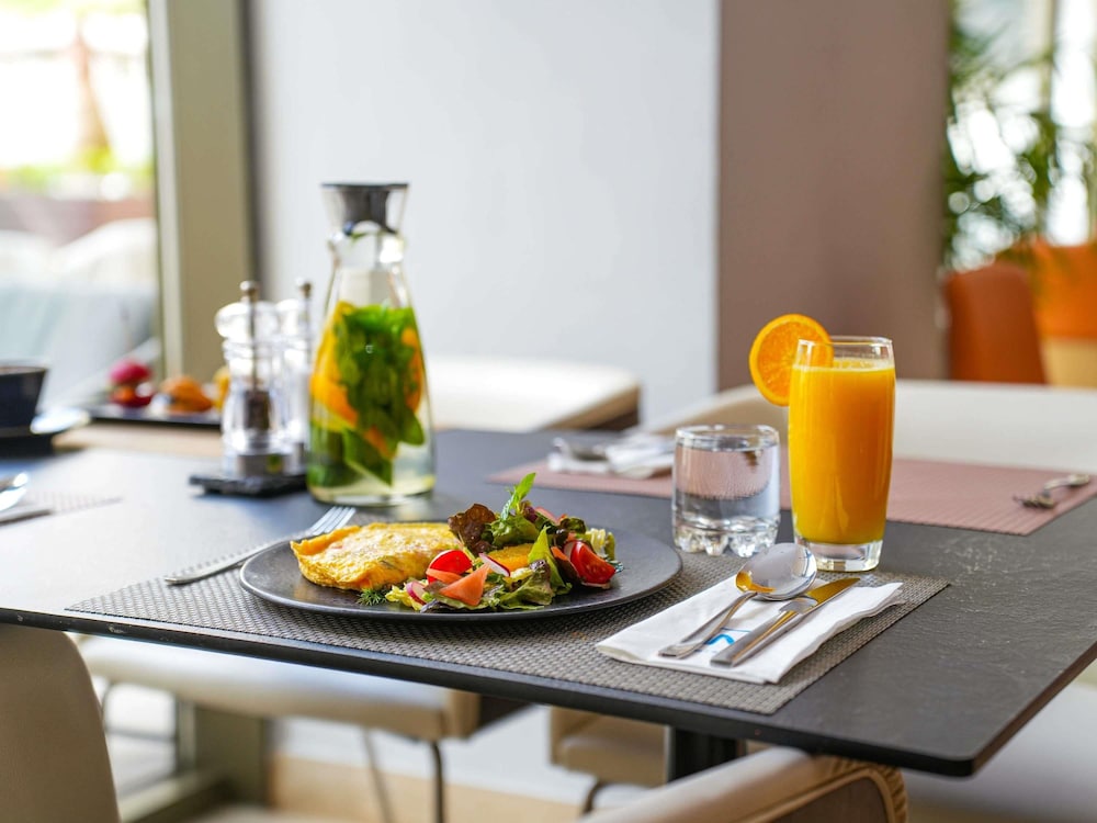 NOVOTEL TUNIS LAC 36/49