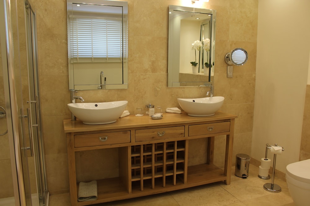 Rowton Hall Country House Hotel And Spa 43/73