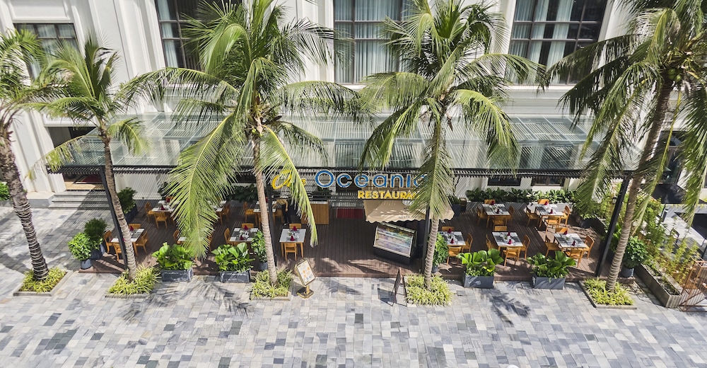 Nesta Hotel Danang 38/50