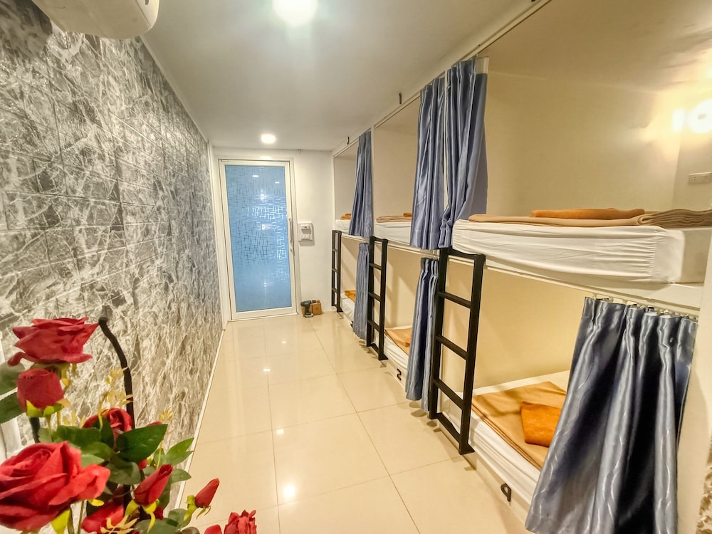 Scandia Beach Hotel 5/50
