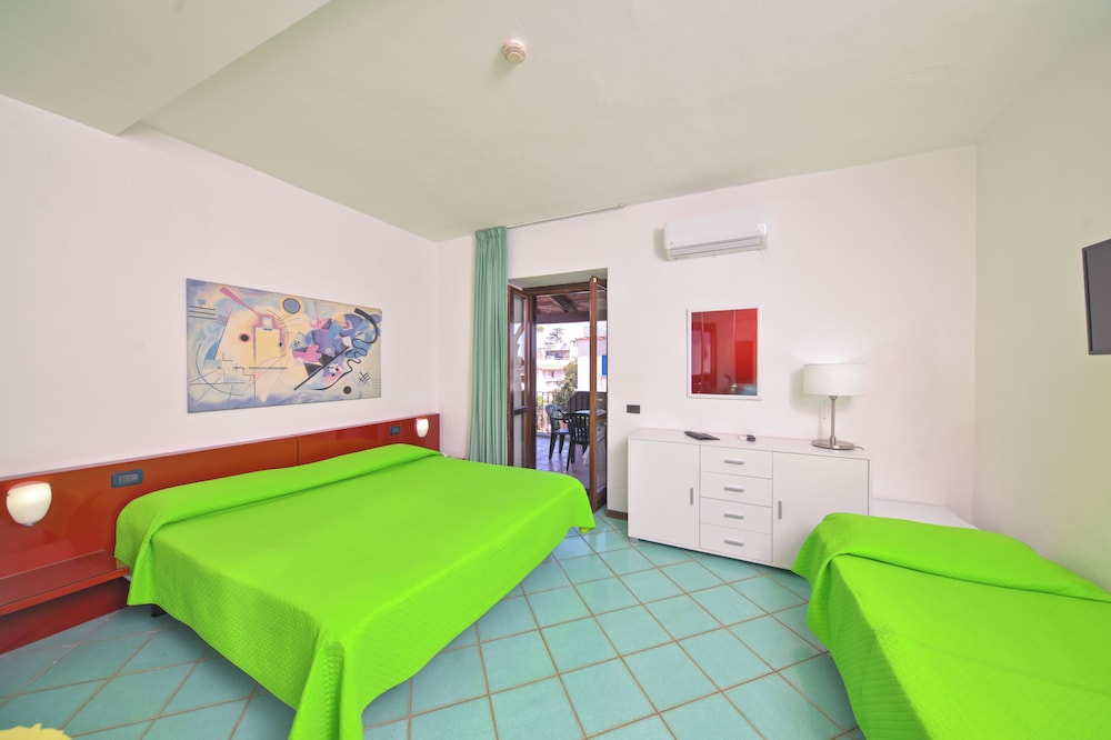 HOTEL ANNABELLE 64/70