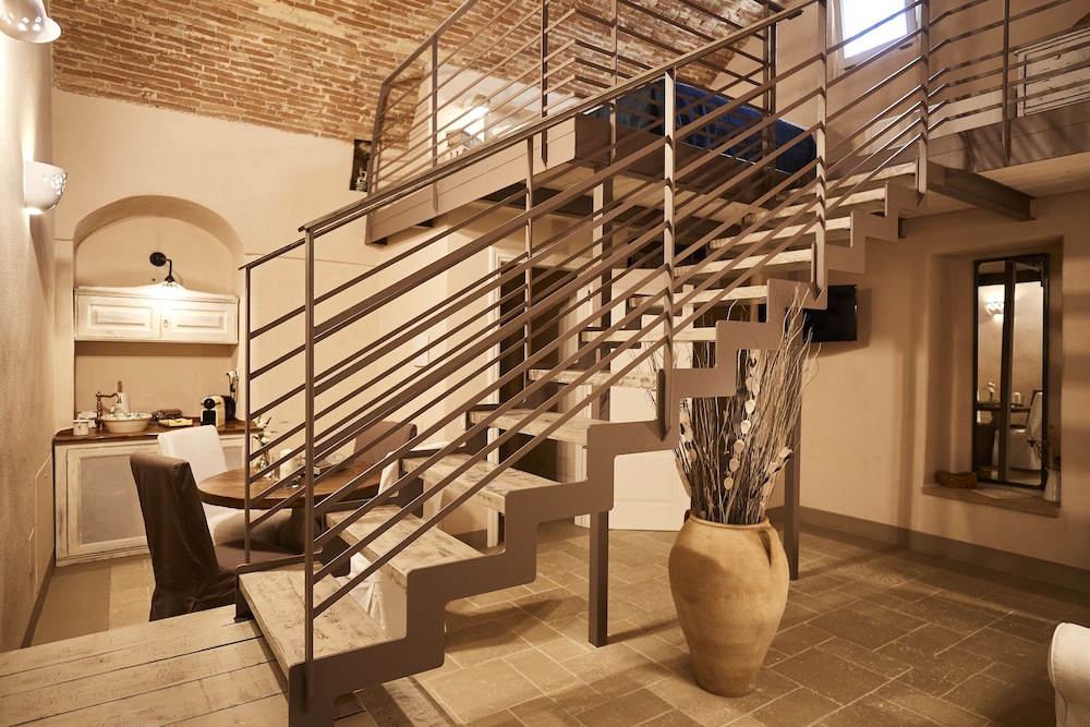 Borgo San Gaetano 32/50