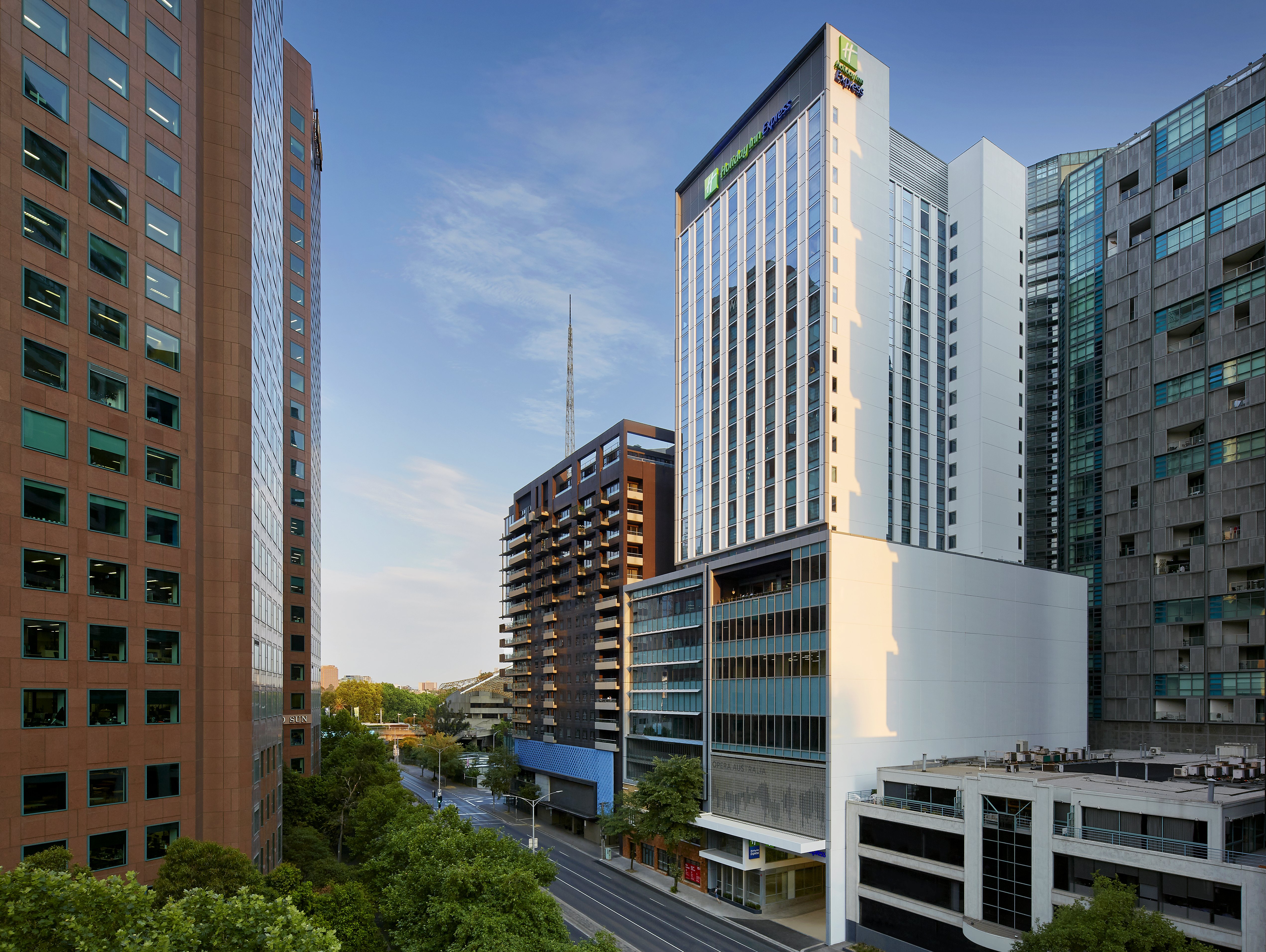 Holiday Inn Express Melbourne Southbank 76/77