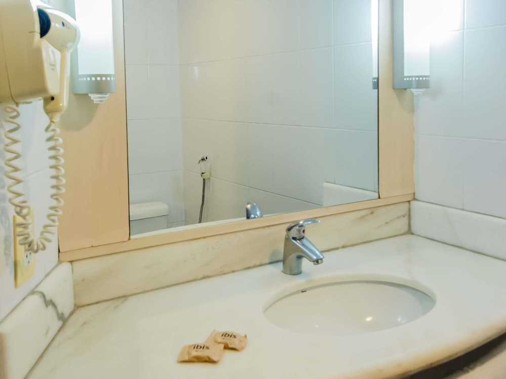 Ibis Joao Pessoa 50/55