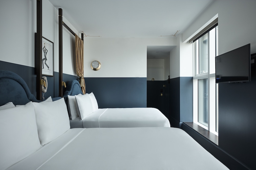 Civilian Hotel 7/46