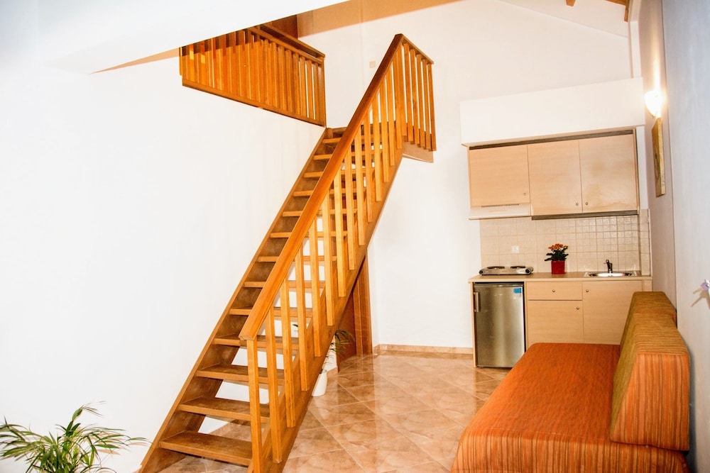 Hotel Ippolity Village 17/71