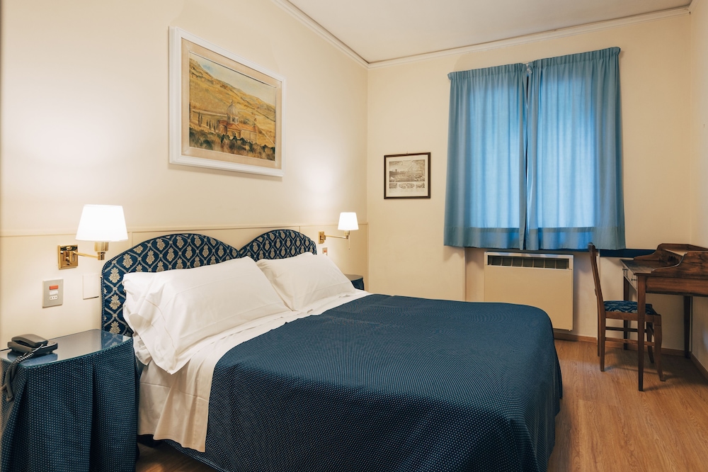 Hotel San Luca 8/48